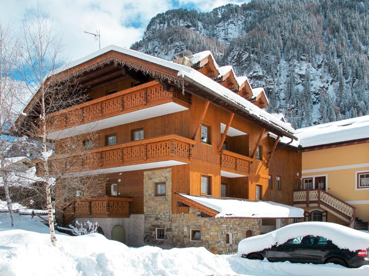 Apartment Lazzer-1 By Interhome Campitello di Fassa Exteriör bild